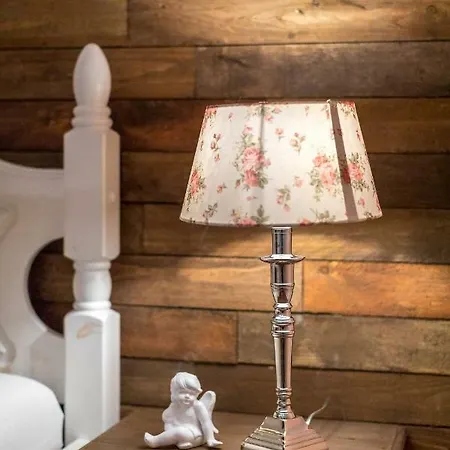 - In Der Naehe Phantasialand Bruehl Und Palmenparadies Therme Euskirchen Appartement